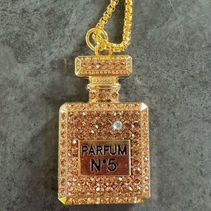 Large charm necklace rose gold rhinestones